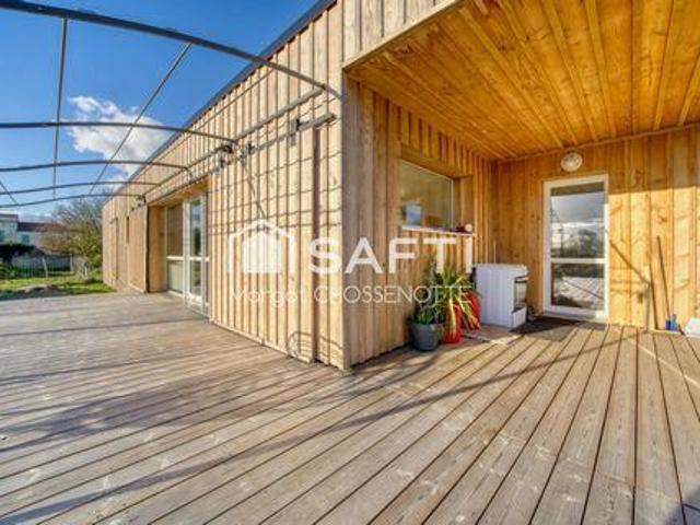 3 chambres, Sainte Poitou 17770 100095310
