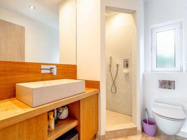 3 chambres, Sainte Provence 83120 98133523