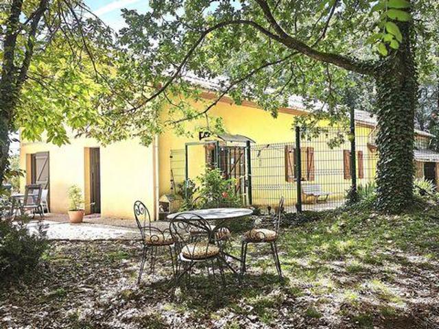 3 chambres, Salignac Aquitaine 24590 102721318