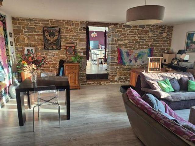 3 chambres, Serre Franche 25770 99836853