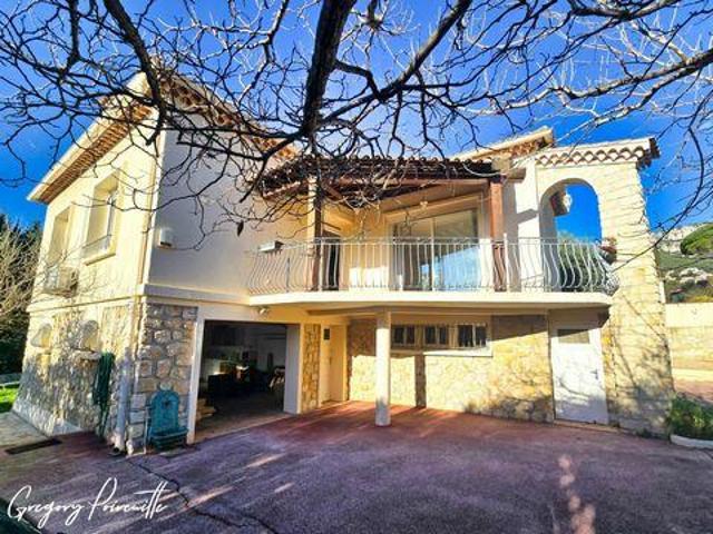 3 chambres, Toulon Provence 83200 102773171