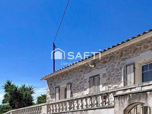 3 chambres, Toulon Provence 83200 103845959