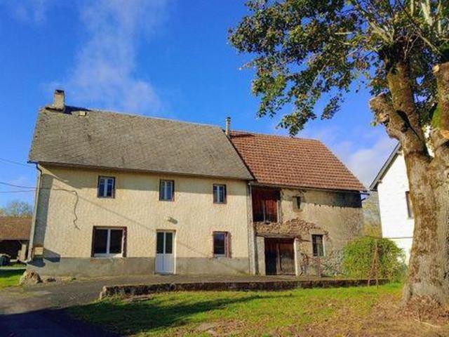3 chambres, Verneugheol Auvergne 63470 101653212