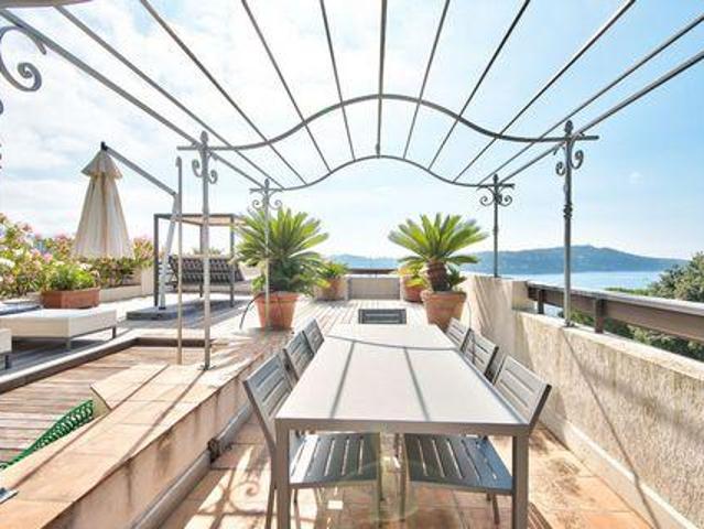 3 chambres, Villefranche Provence 06230 92228571