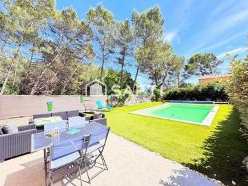 3 chambres, Villelaure Provence 84530 103327080
