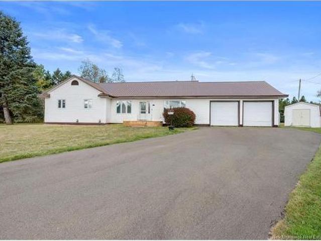 3 Chatellerault Ave, Saint Antoine, NB, E4V 1C8 house for sale | Listing ID NB136202 | Royal LePage