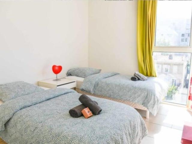3 chbs en coloc meublée Marseille de 575 à 725 €