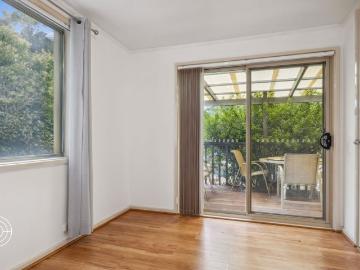 Weston Creek, Yass Valley, Victoria - Equipped kitchen