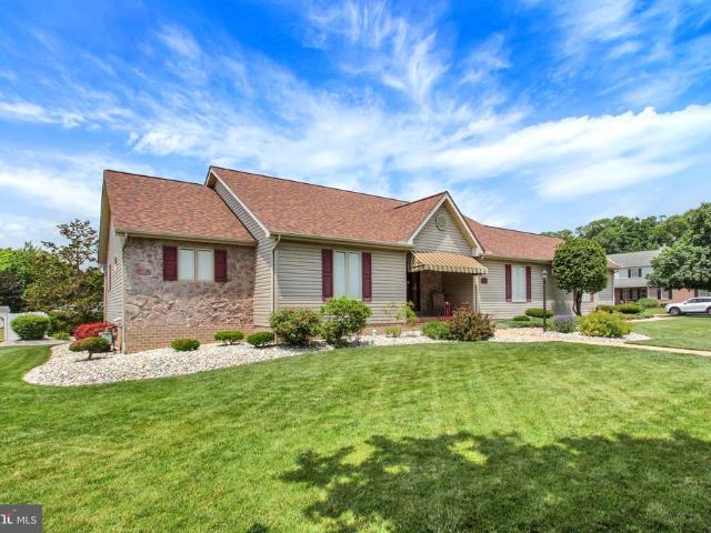 3 Clover Drive