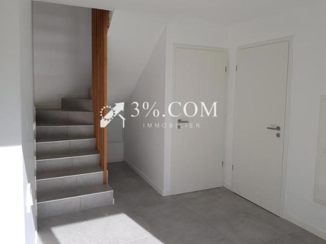 3%.COM Neudorf: Exceptionnel Maison triplex neuve à louer