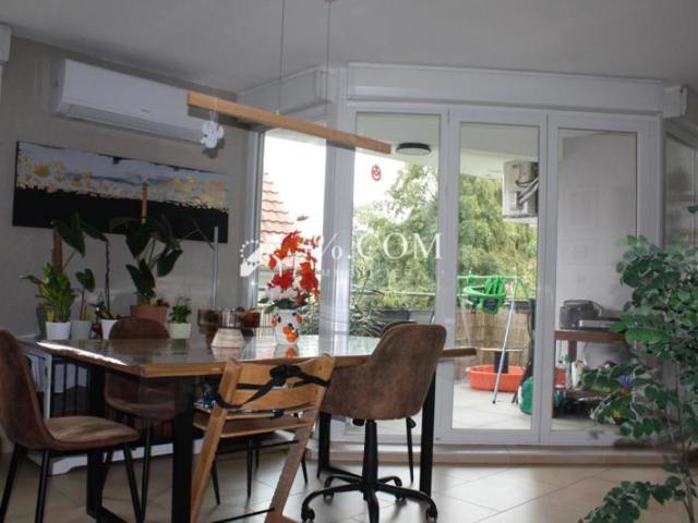 3%.COM PLOBSHEIM 3 pièces 65 m2 REFAIT À NEUF + TERRASSE