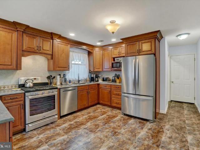 3 Country Manor Lane