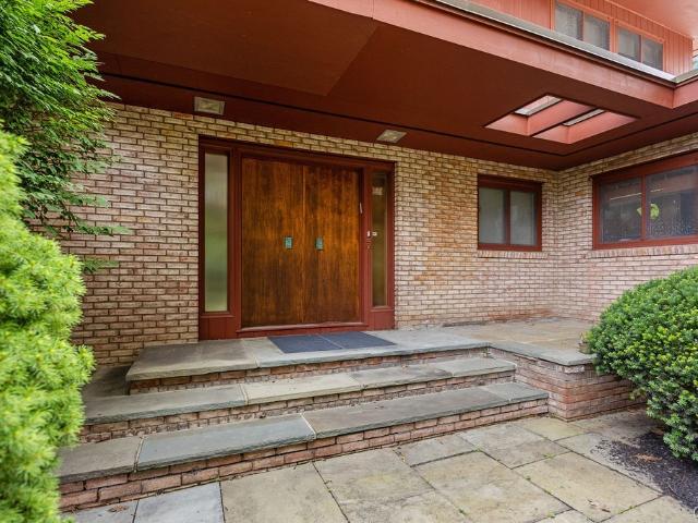 3 Cove Lane