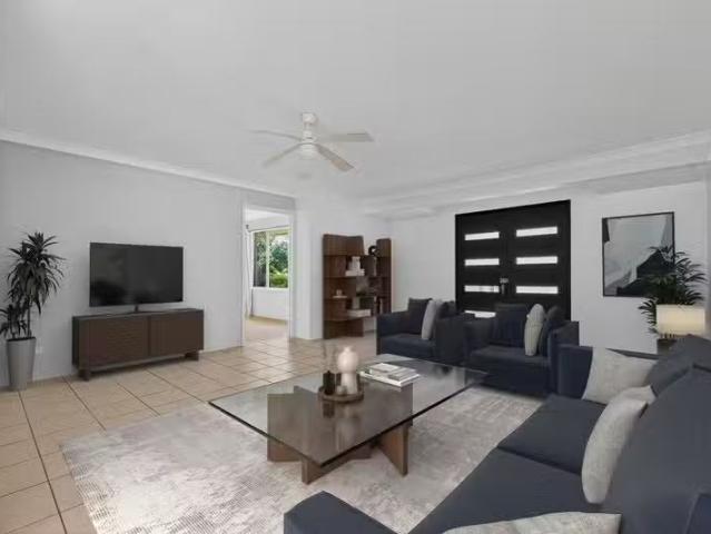 3 Crest Street, Kallangur, QLD 4503 House for Rent