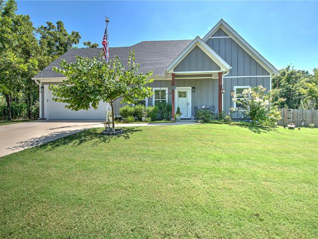 3 Dundonald Lane