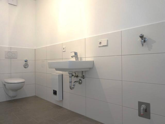 3 D Rundgang! Neu ausgebautes DG! 2 Zi Wohnung mit Einbauküche in Bramfeld | GLADIGAU