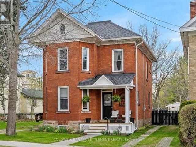 3 D'Arcy Street, Perth, ON, K7H 2T7 house for sale | Listing ID X13115 | Royal LePage