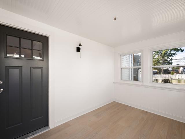 3 Devon Avenue, Norwalk, US, CT