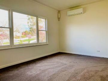 3 Dick Street, Castlemaine, Melbourne