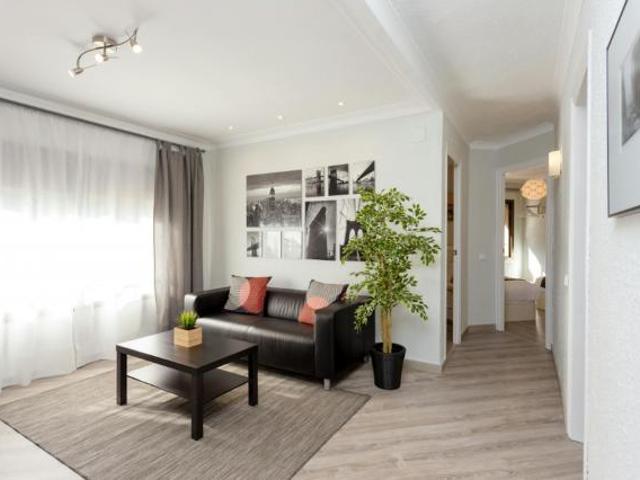 3 Dormitorio Apartamentos L'Hospitalet De Llobregat L'Hospitalet De Llobregat 81430482