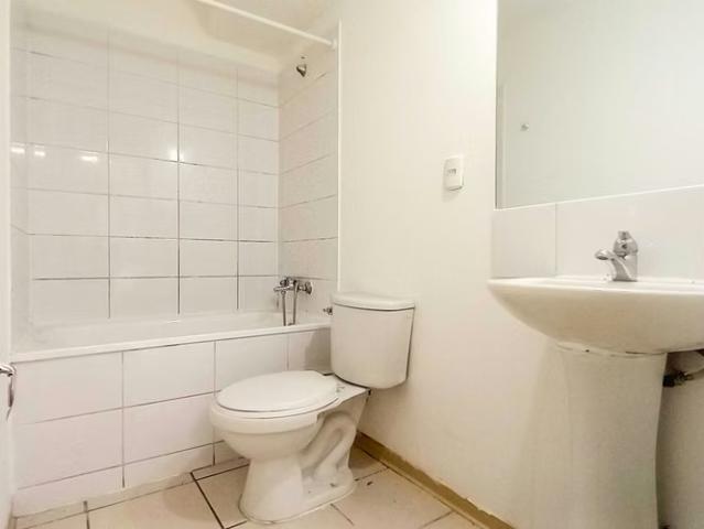 3 dormitorios metro rondizzoni 1644 | dormitorios por 1300.00 en Santiago