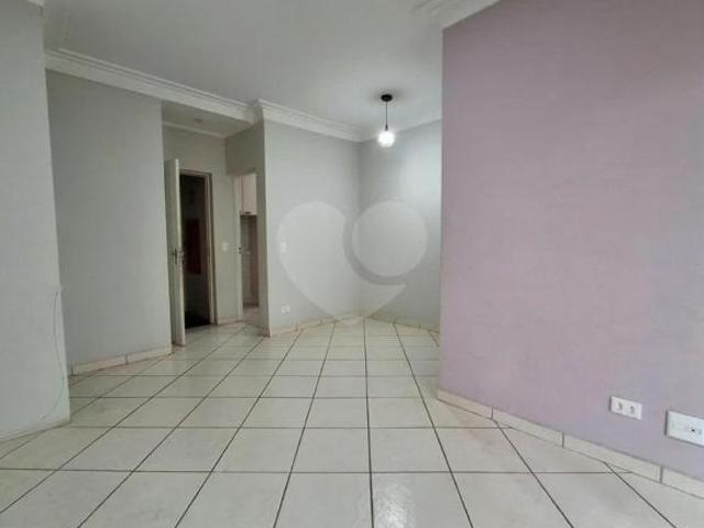 3 dormitórios, sacada, 1 vaga de garagem