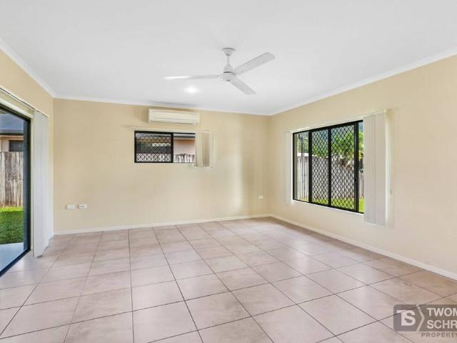 3 Doritis Close, Edmonton