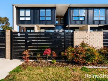 3 Dragon Street, Throsby ACT 2914 Townhouse For Rent | Domain