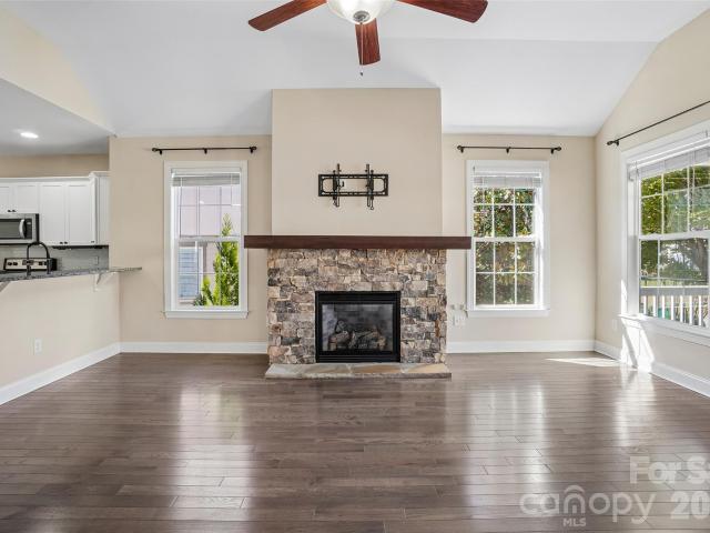 3 Dreambird Drive