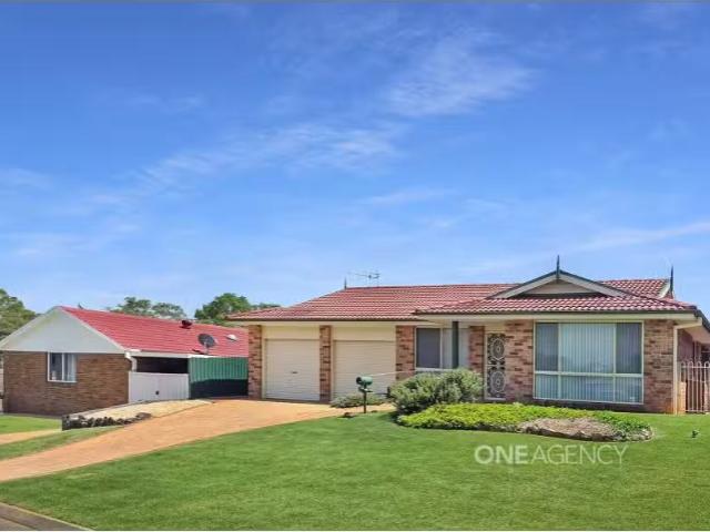 3 Eugowra Close, Port Macquarie House for rent Listed by Tim.