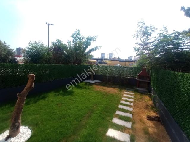 3 Ev Emlak'tan Yüzüncü Yıl Mh.müstakil Tadında Satılık 4+1 Villa
