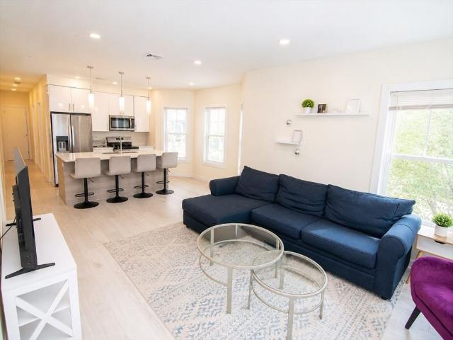 3 Evergreen Ave, Somerville, US, MA
