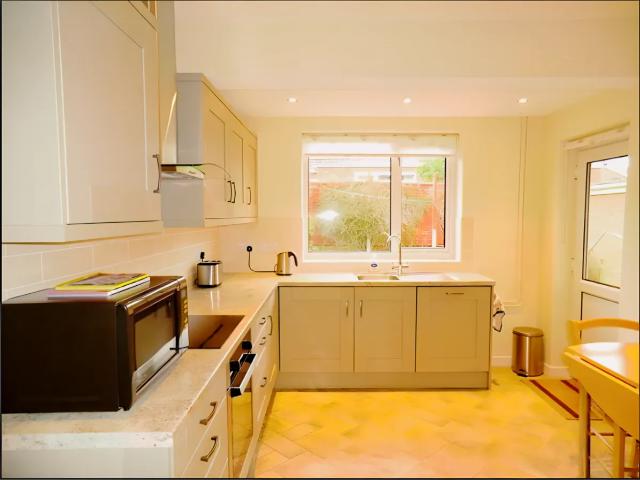 3 Evesham Walk, Coventry CV4, 1 bed flat to rent, £737 pcm | PrimeLocation