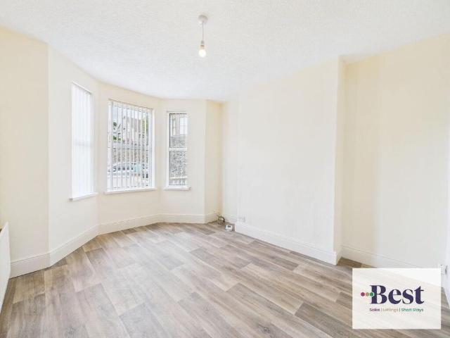3 Exchange Road, Larne, BT40 1RX