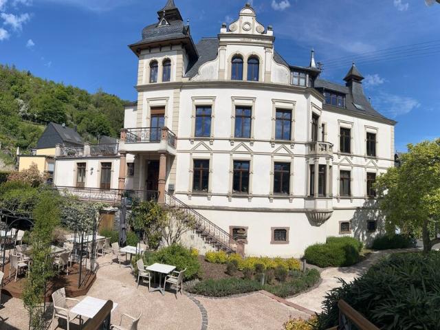 3 Eigentumswohnungen in renovierter Jungendstil Villa nur 10 Minuten bis zur Moselpromenade