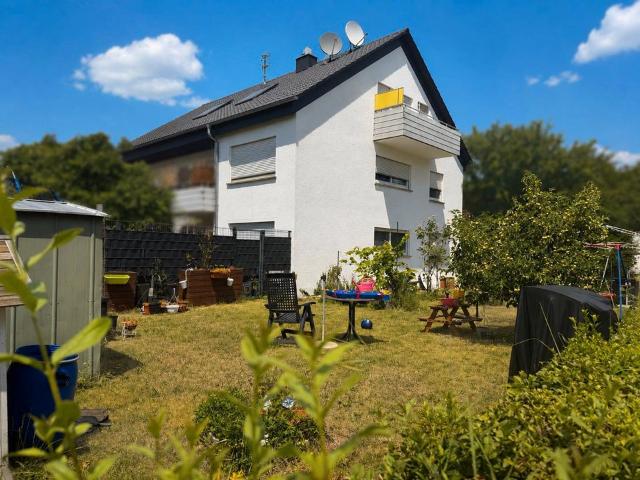 3 Fam. Haus auf 690 m² Grundstück in ruhiger Lage von Wendlingen