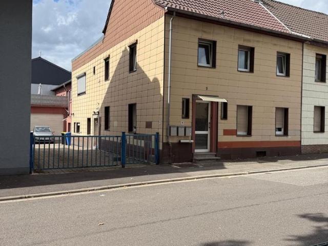 3 Familien Haus zu verkaufen Völklingen Stadtmitte