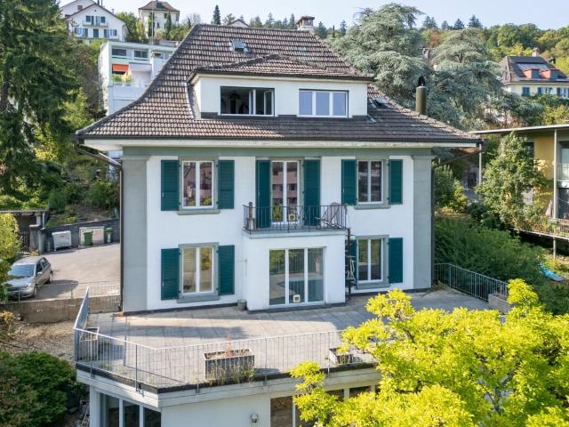 3 Familienhaus an zentraler Bieler Lage