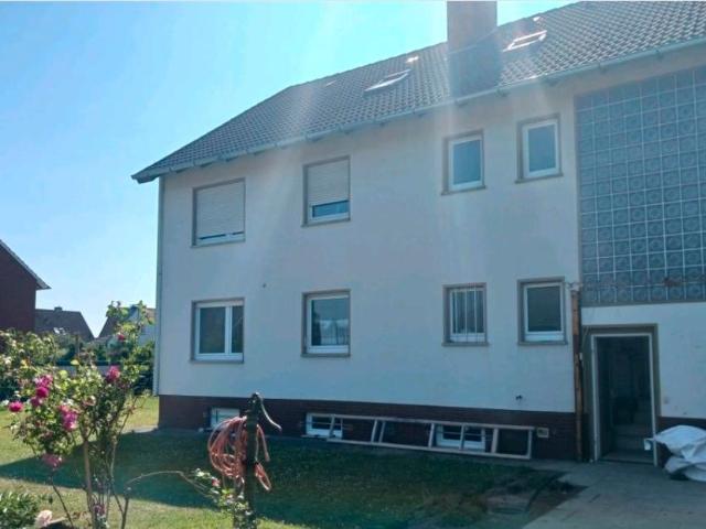 3 Familienhaus mit Baugrundstück zu verkaufen