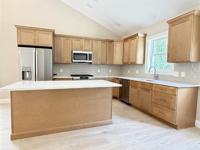 3 Fieldstone Way 3
