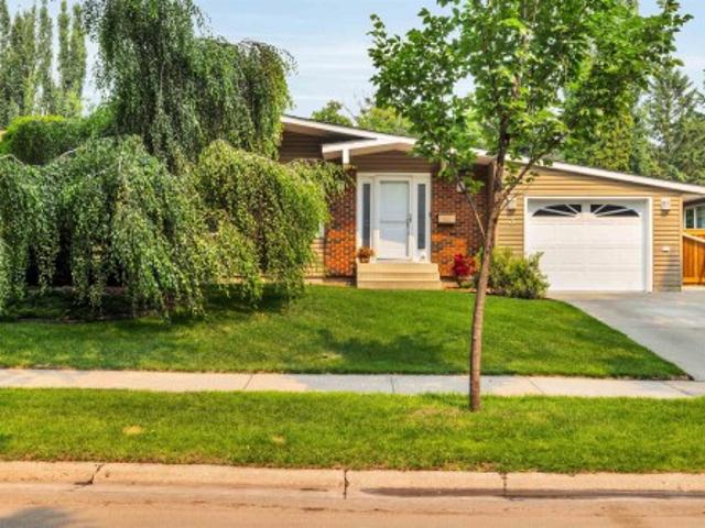 3 Flint Crescent, St. Albert, AB, T8N 1Y7 house for sale | Listing ID E4500 | Royal LePage