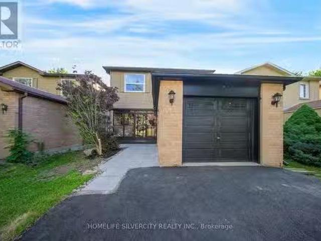 3 Folkstone Crescent, Brampton, ON, L6T 3M4 house for sale.