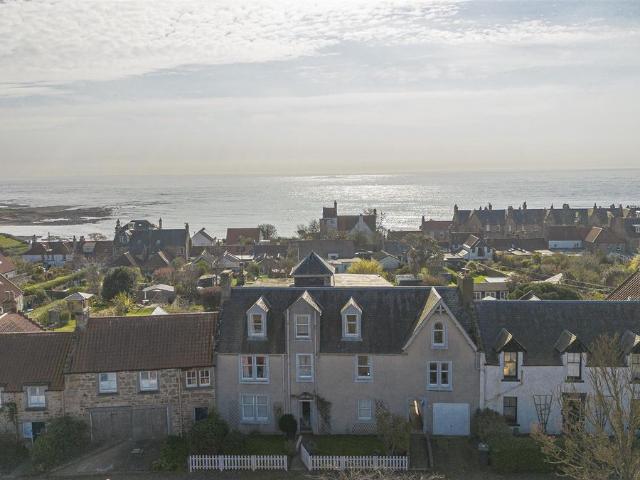 3 Forelands Court, 18 Marketgate South, Crail KY10, 2 bed flat to rent, £995 pcm | PrimeLocation