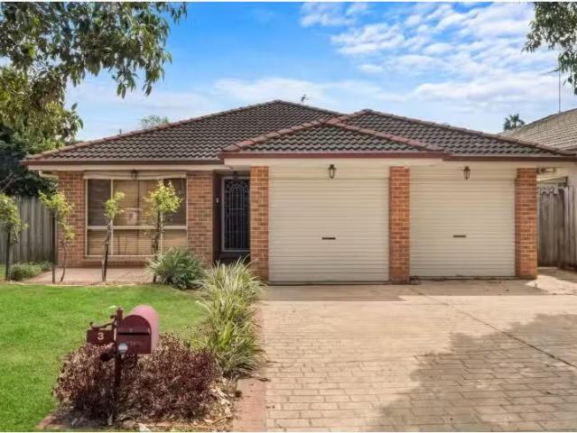 3 Forest Place, South Windsor House for rent Listed by Alison.