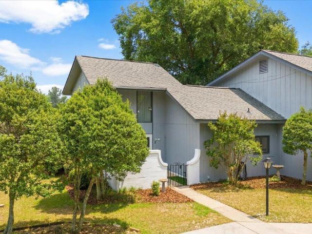 3 Foxhill Circle # 2a