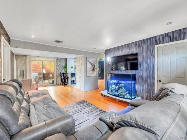 3 Francisco Avenue