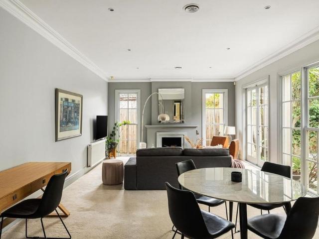 3 Gatehouse Place, Brighton, VIC, 3186