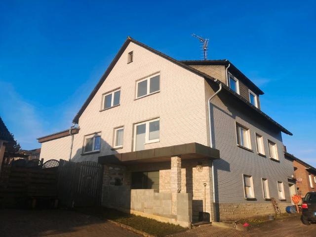 3 geschosiges Haus