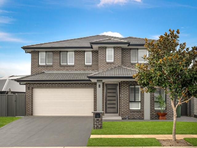 3 Gibbs Crescent, Catherine Field NSW 2557