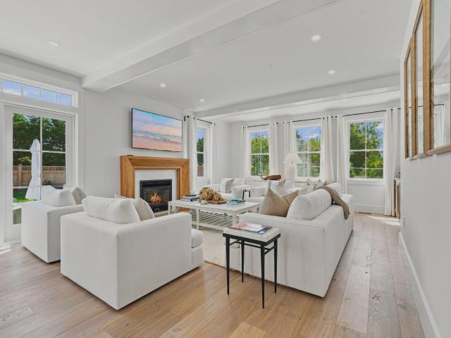 3 Goldenrod Court